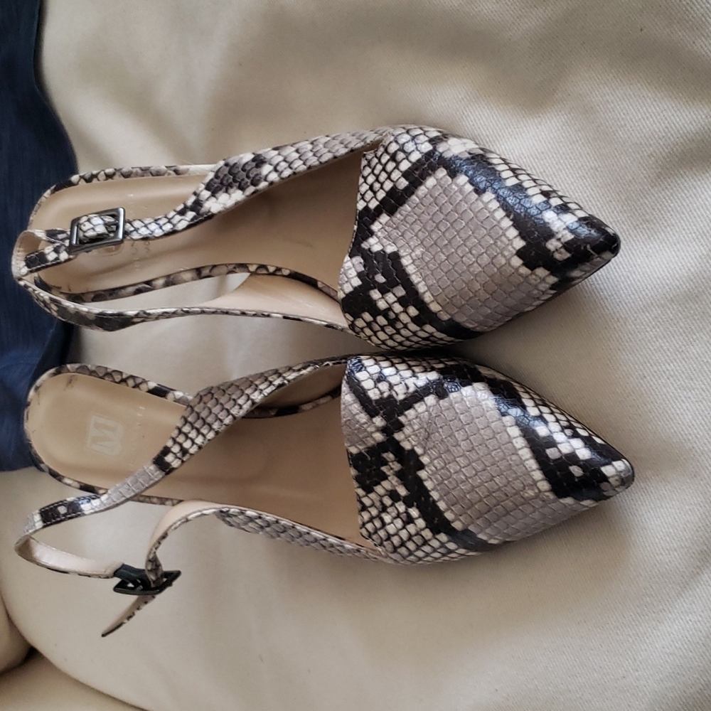 Heels - Picture 2 of 4